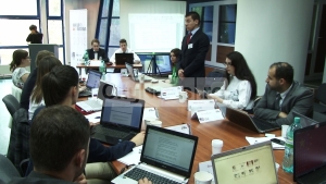 Studentii au simulat la Cluj activitatile Parlamentului European si ale ONU