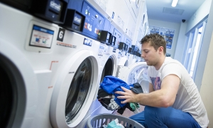 Cum poti face bani cu o masina de spalat?