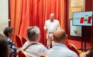 Un ONG din Romania a lansat o platforma online si o aplicatie mobila pentru sustinerea bolnavilor cu limfom