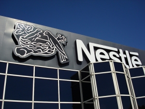 Nestle va contribui la crearea a 100.000 de noi locuri de munca