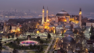 Studentii turci protesteaza impotriva islamizarii invatamantului